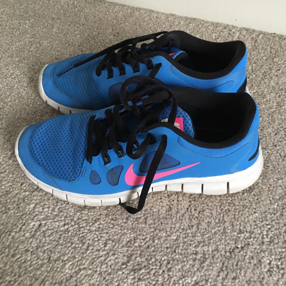 Nike Free Run running shoes